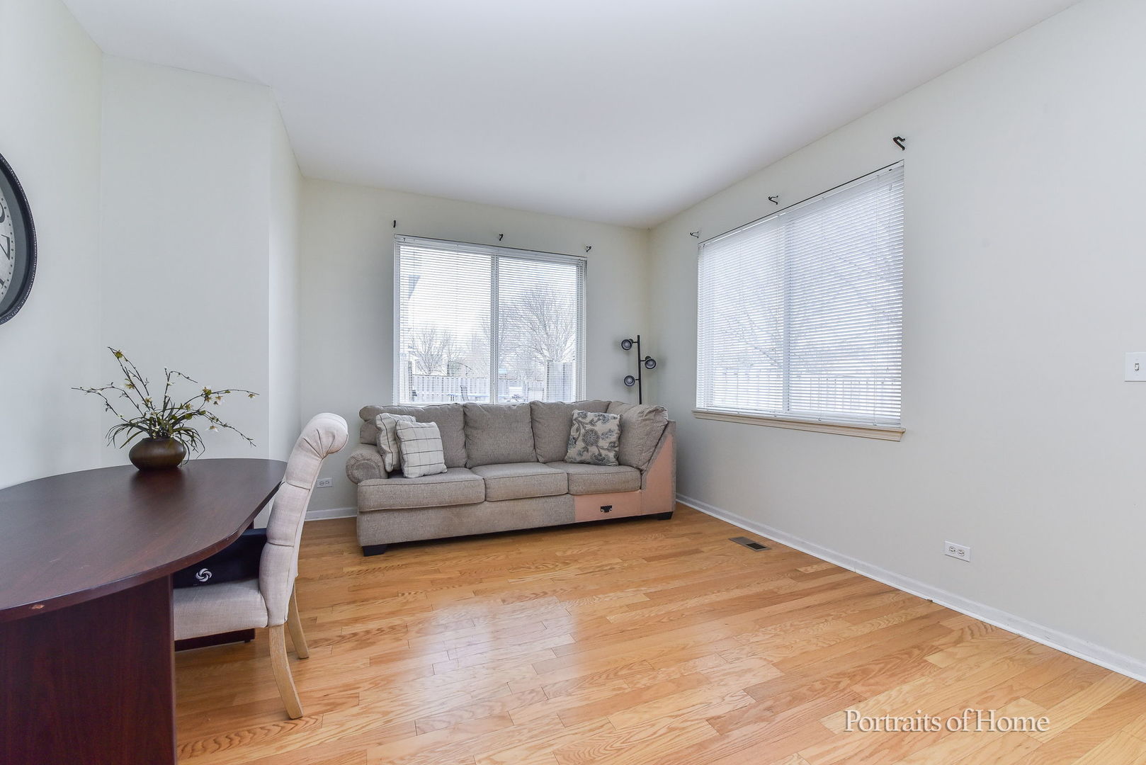 2414 SAVOY Court, Aurora, IL 60503