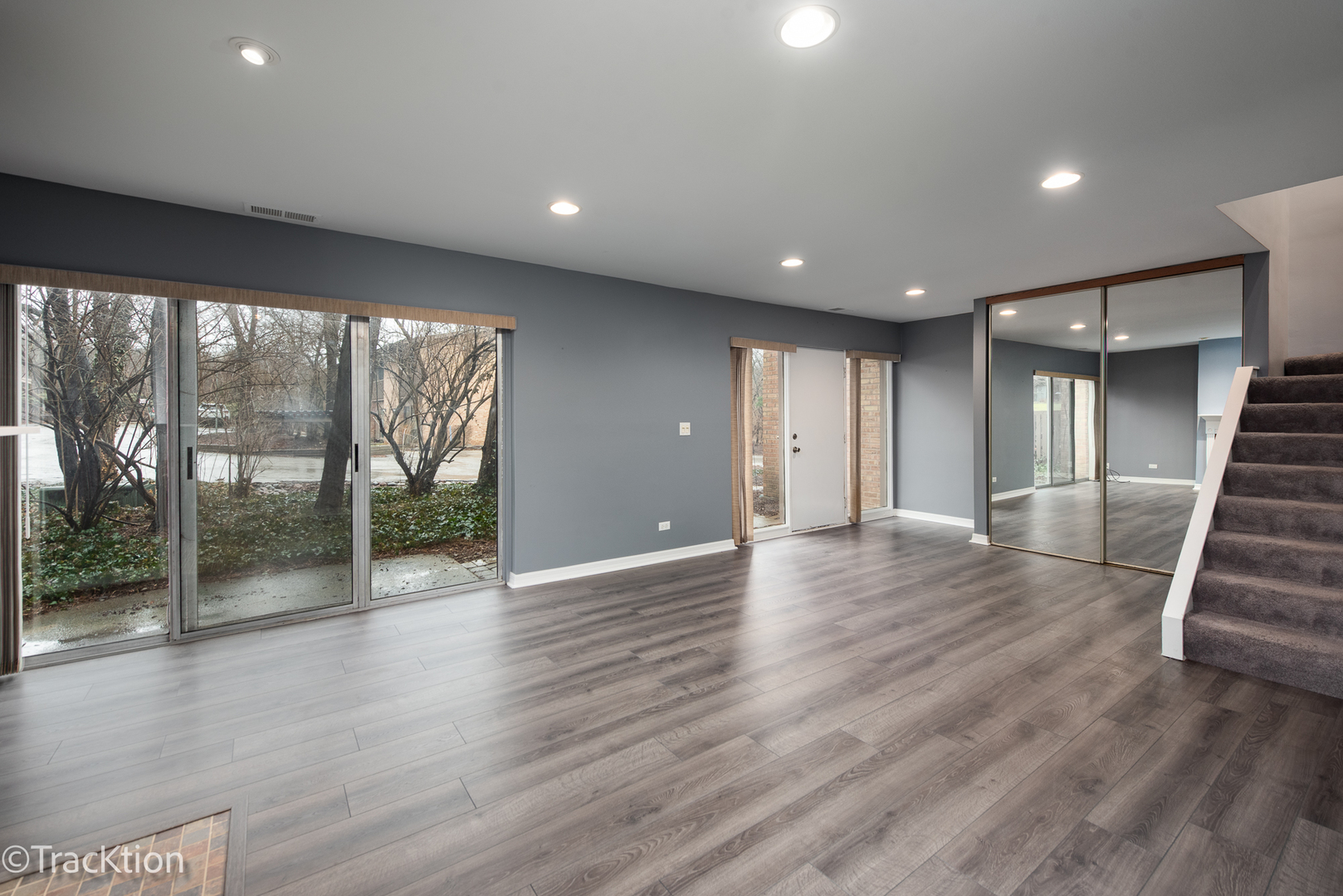 5919 Oakwood Drive #141F, Lisle, IL 60532