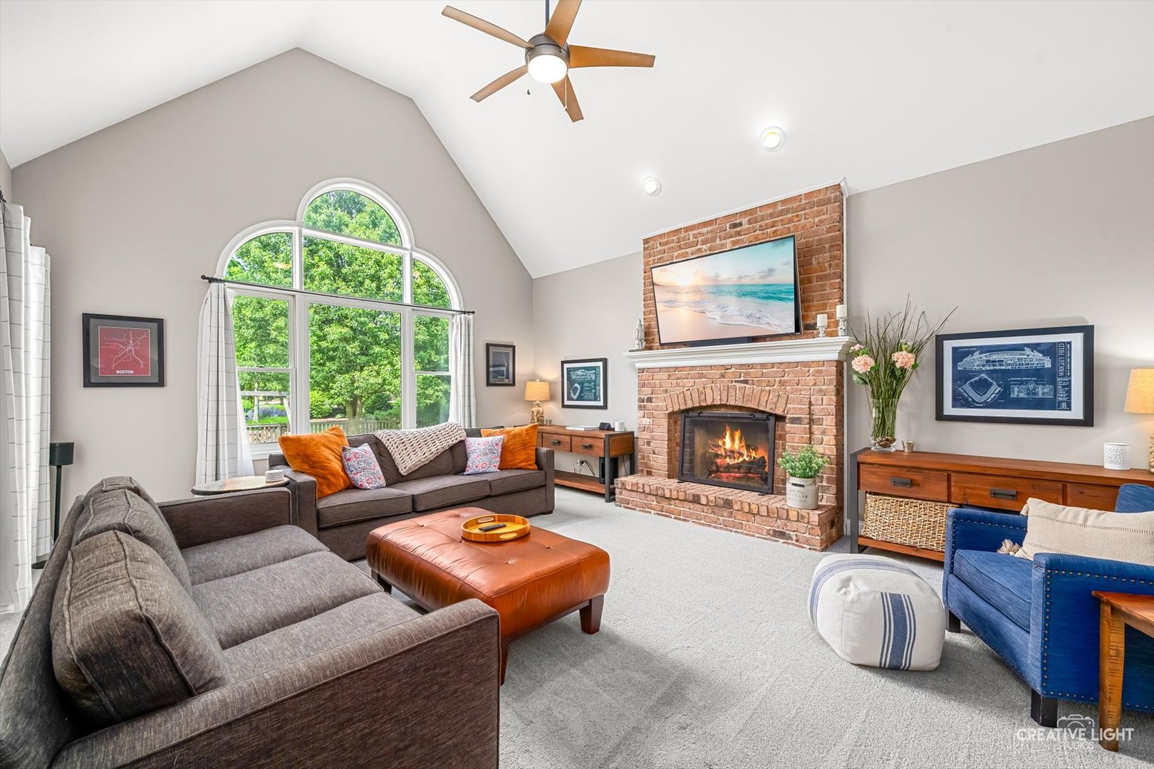 2603 Charlestowne Lane, Naperville, IL 60564