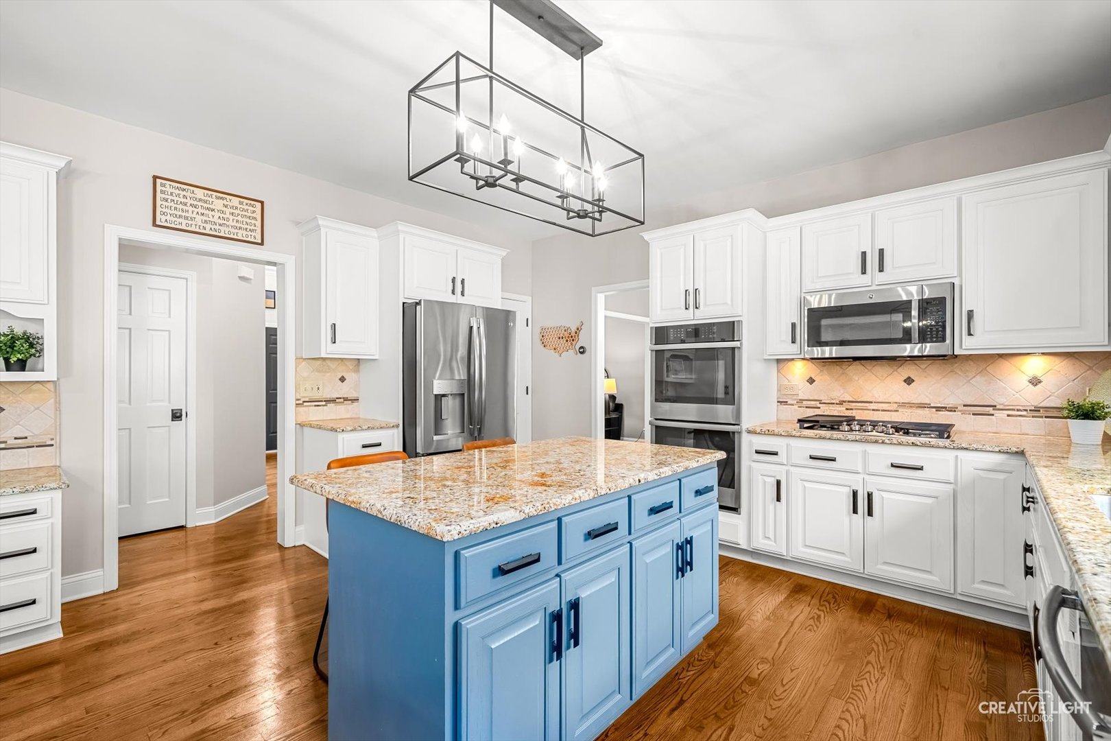 2603 Charlestowne Lane, Naperville, IL 60564