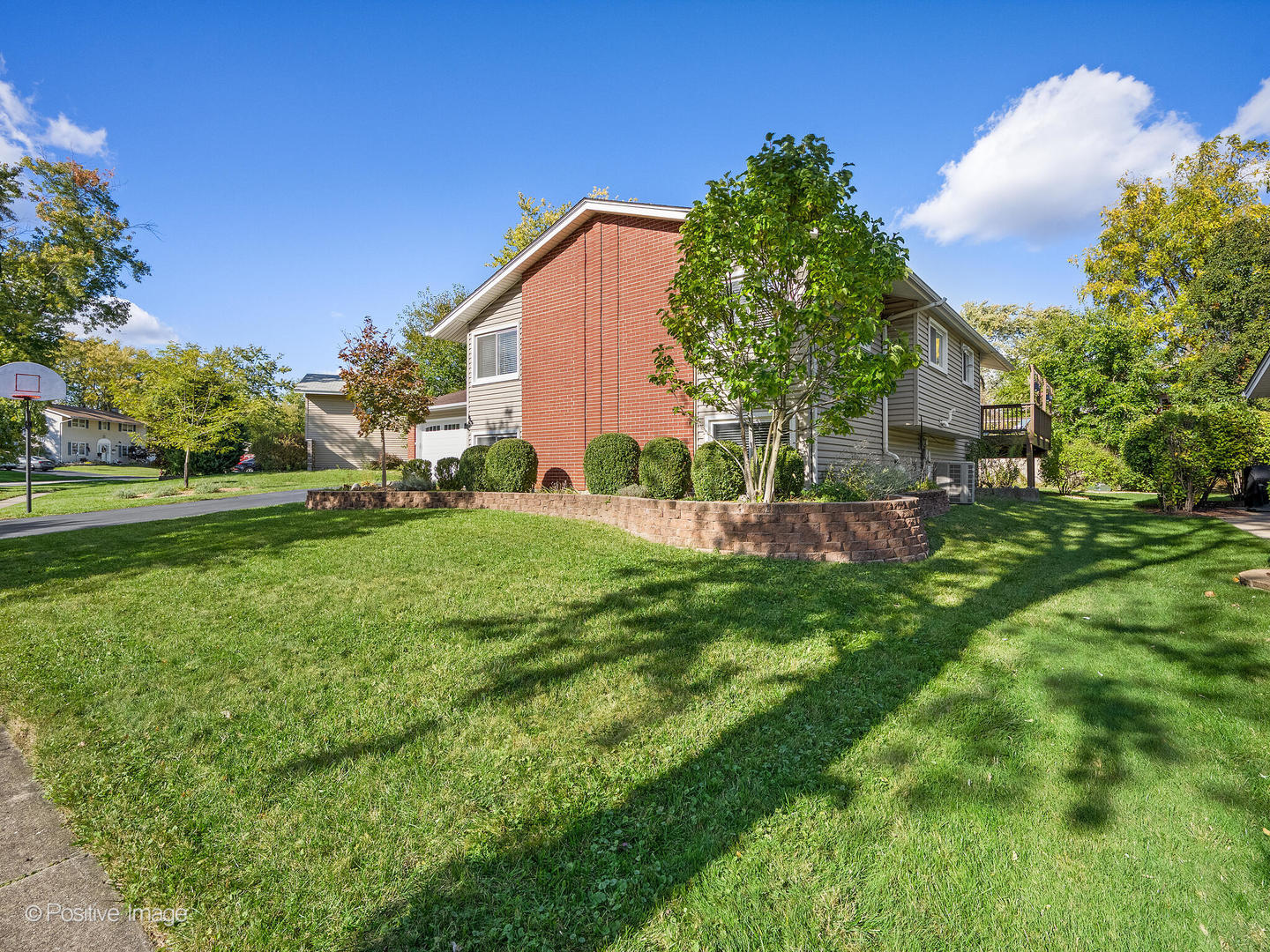 6921 Martin Drive, Woodridge, IL 60517