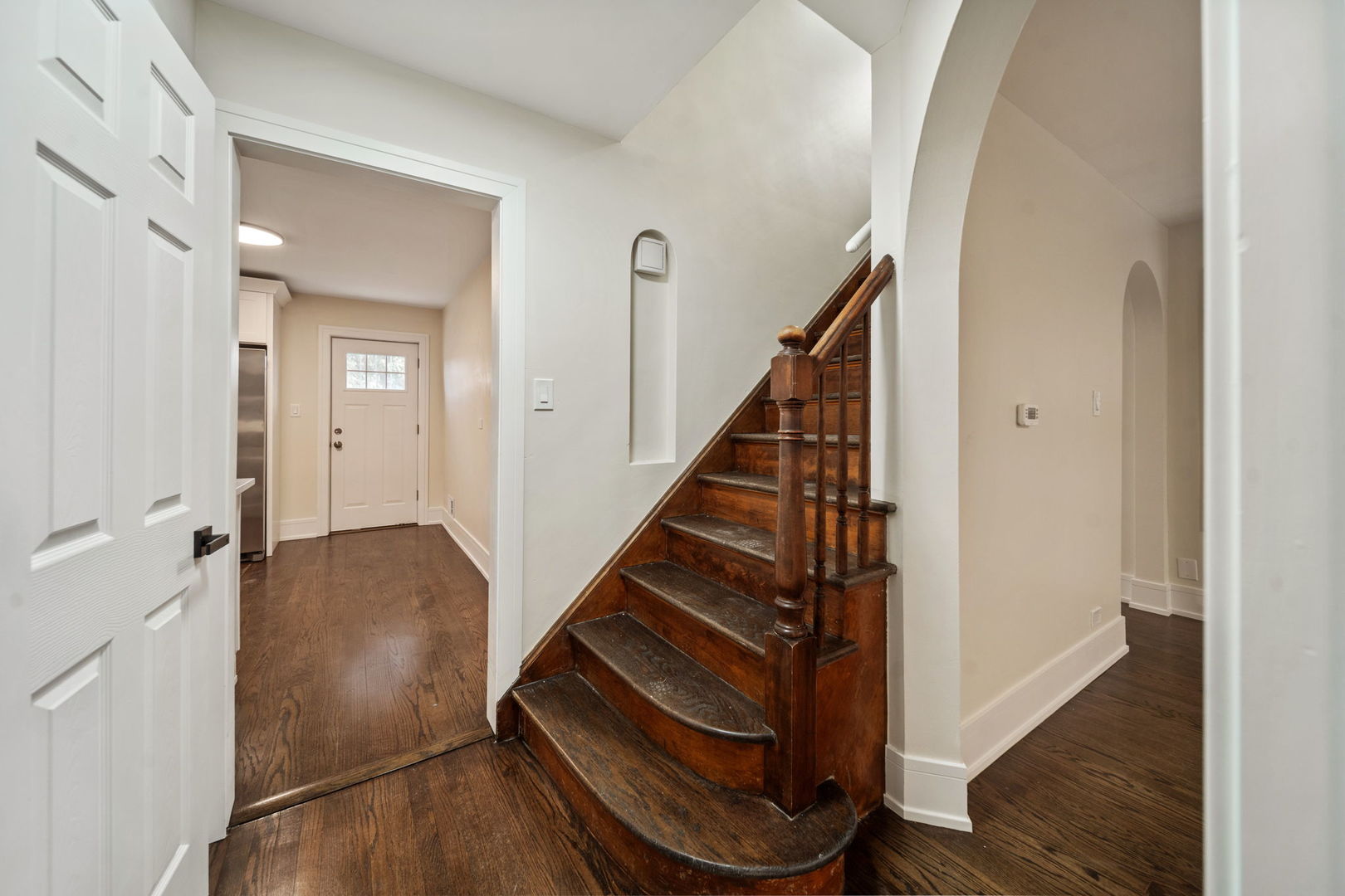 10235 S Rhodes Avenue, Chicago, IL 60628