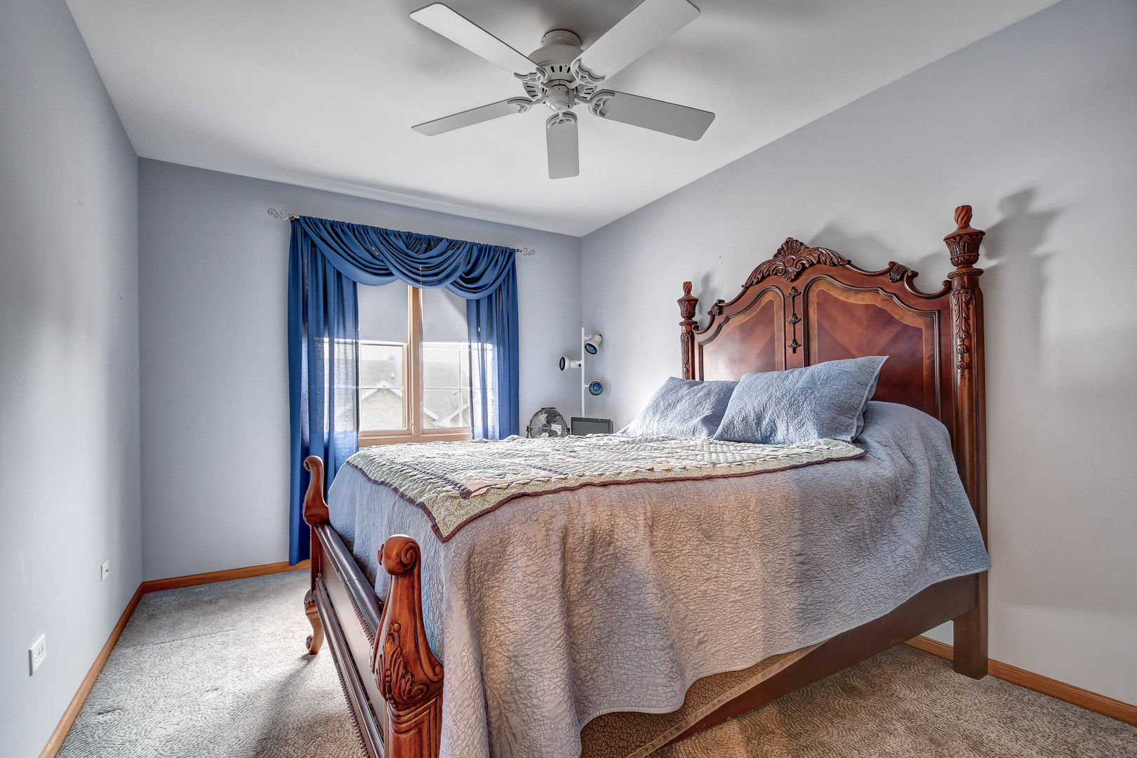 13537 Latrobe Avenue #-, Crestwood, IL 60418