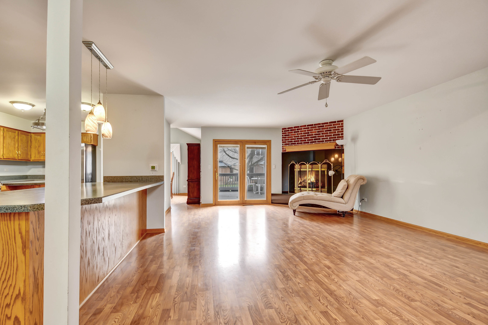 13537 Latrobe Avenue #-, Crestwood, IL 60418