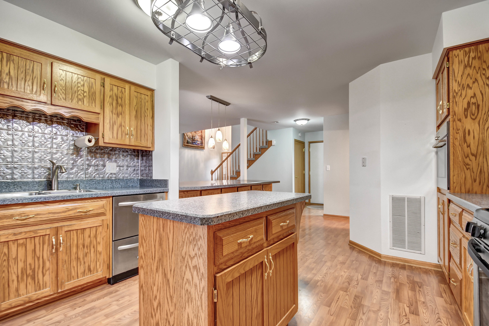 13537 Latrobe Avenue #-, Crestwood, IL 60418