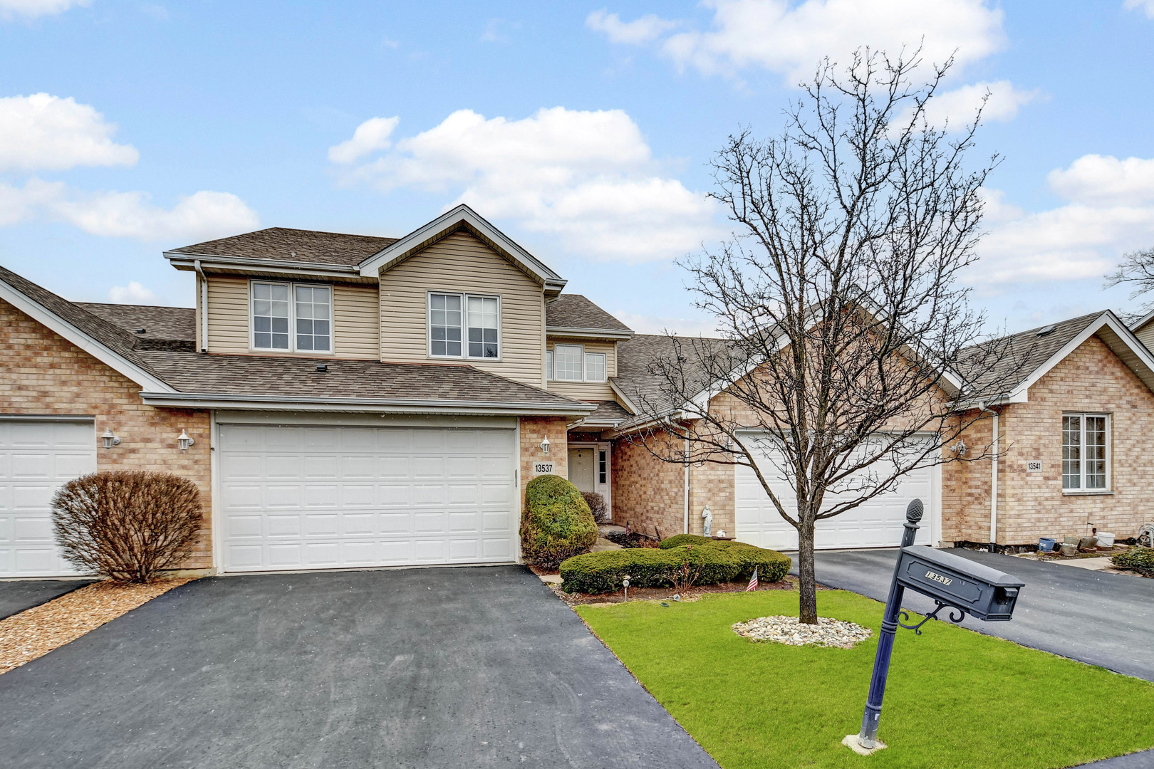 13537 Latrobe Avenue #-, Crestwood, IL 60418