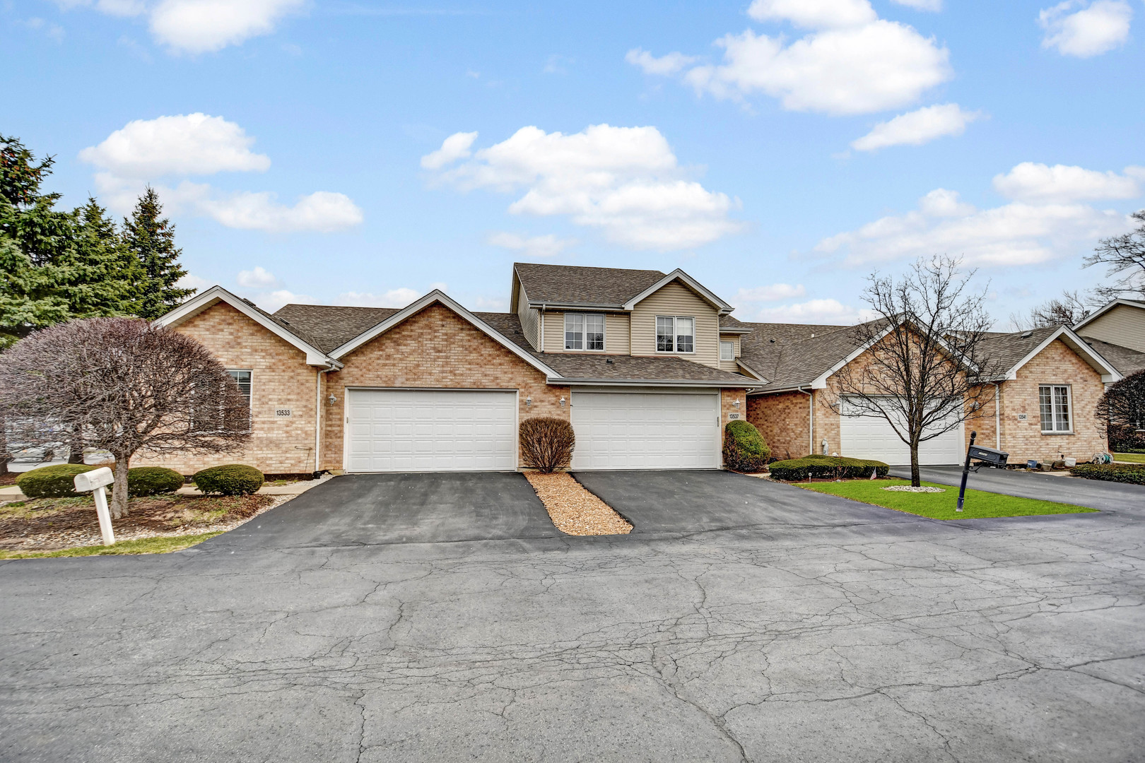 13537 Latrobe Avenue #-, Crestwood, IL 60418