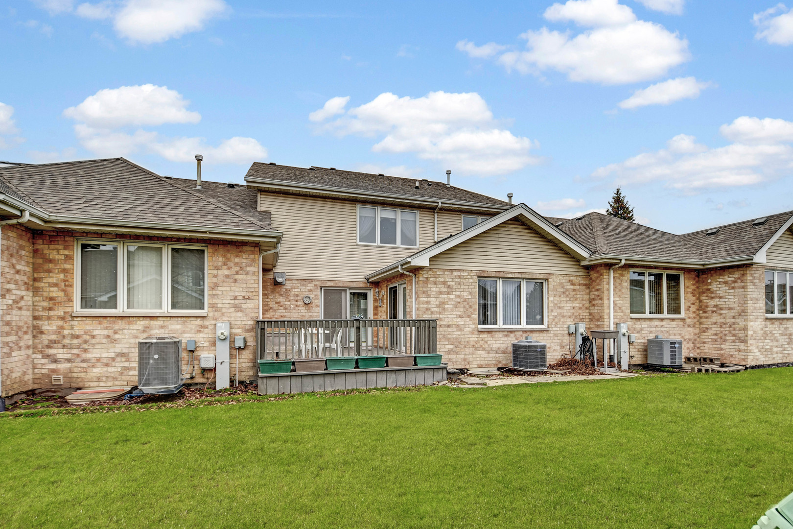 13537 Latrobe Avenue #-, Crestwood, IL 60418