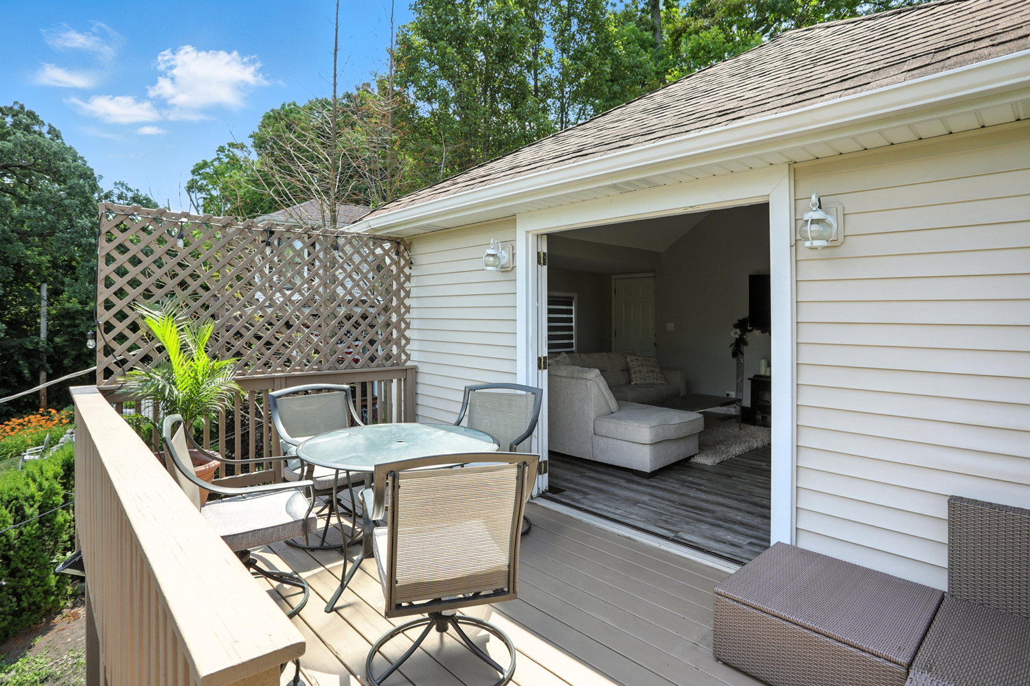 28629 W Ravine Drive, Barrington, IL 60010