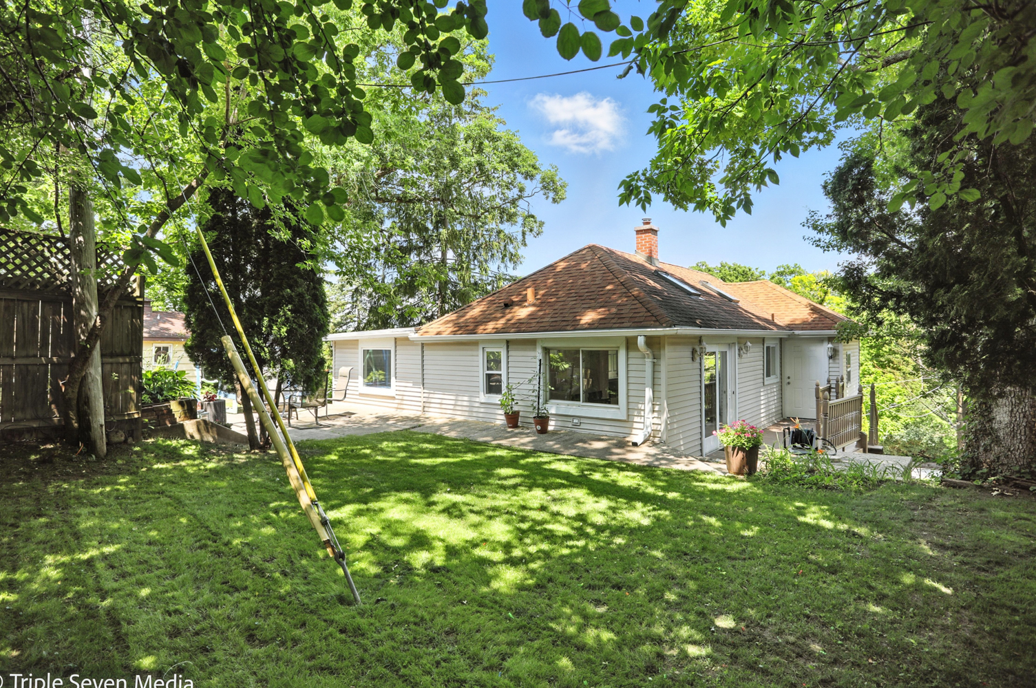 28629 W Ravine Drive, Barrington, IL 60010