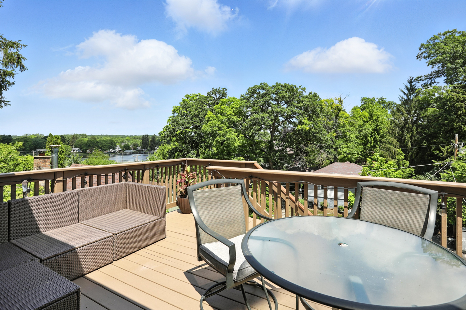 28629 W Ravine Drive, Barrington, IL 60010