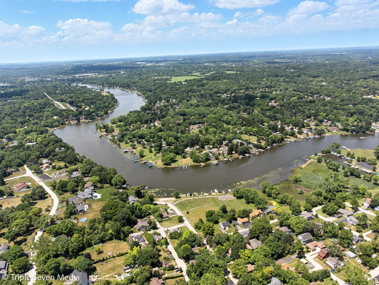 28629 W Ravine Drive, Barrington, IL 60010