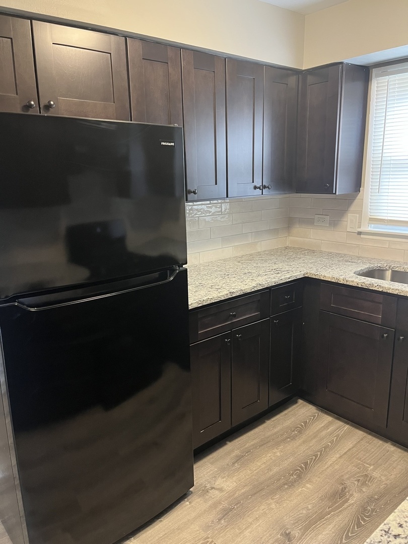 7041 S 99th Street #2w, Chicago Ridge, IL 60415