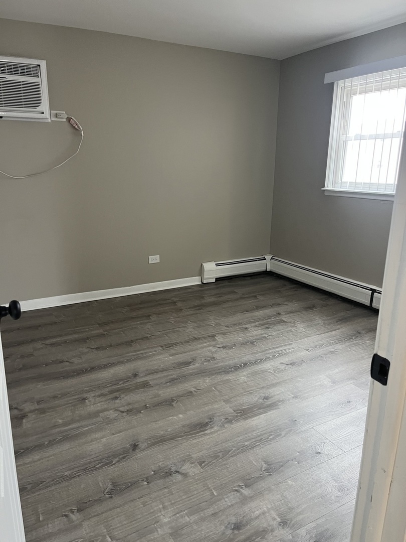 7041 S 99th Street #2w, Chicago Ridge, IL 60415