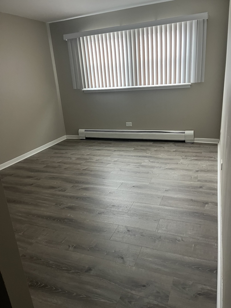 7041 S 99th Street #2w, Chicago Ridge, IL 60415