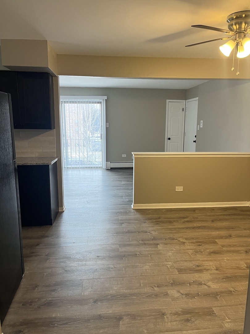 7041 S 99th Street #2w, Chicago Ridge, IL 60415