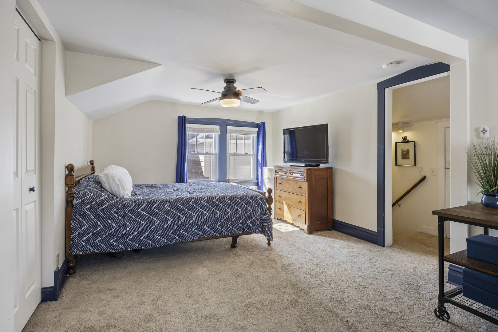 0S644 East Street, Winfield, IL 60190