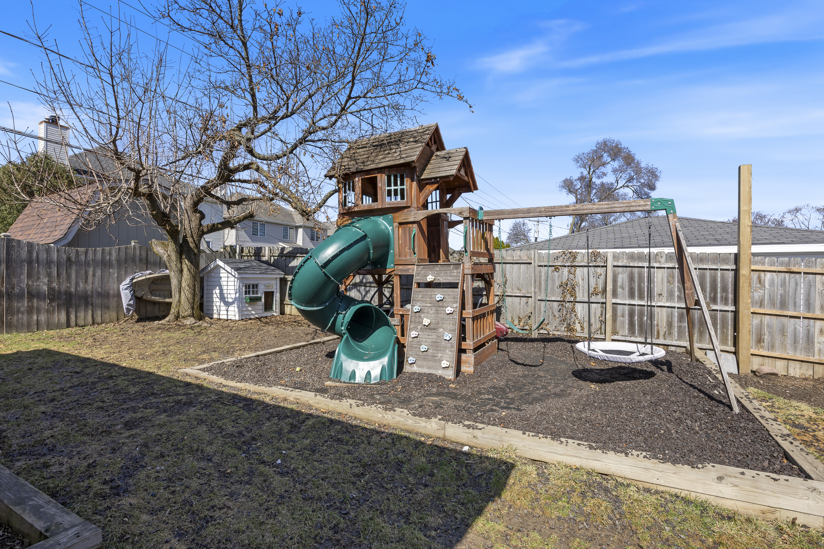 0S644 East Street, Winfield, IL 60190