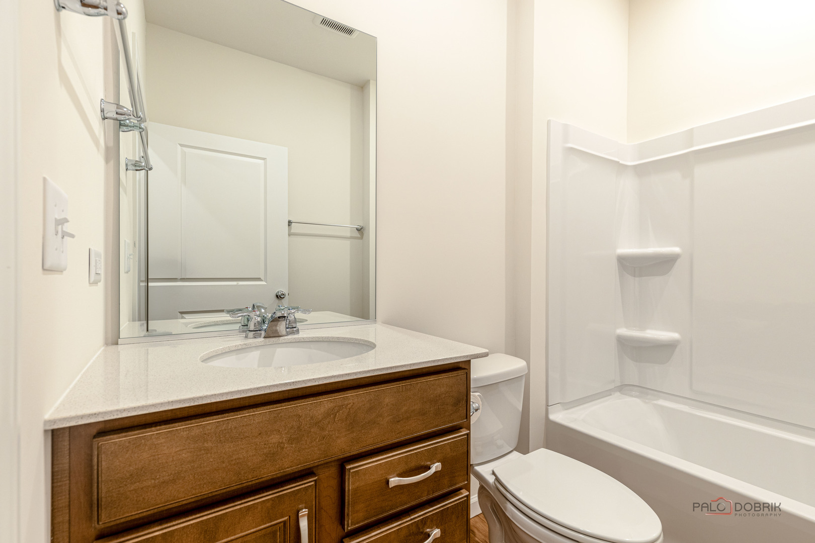 2751 Lawlor Lane, Naperville, IL 60564