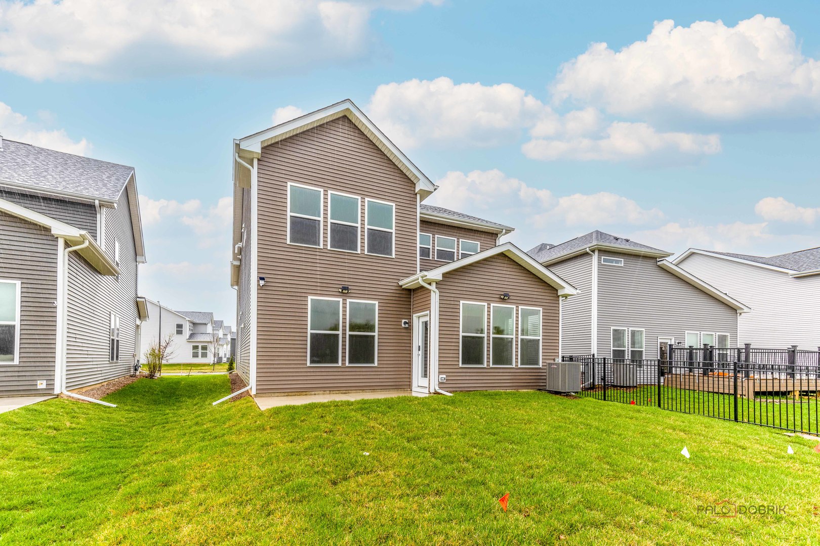 2751 Lawlor Lane, Naperville, IL 60564