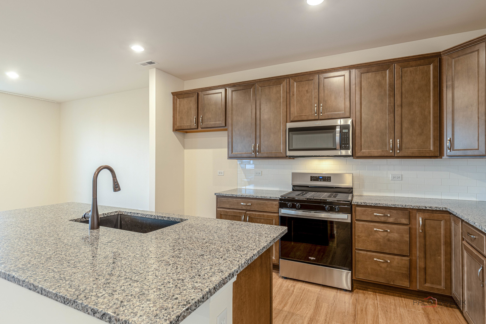 2751 Lawlor Lane, Naperville, IL 60564