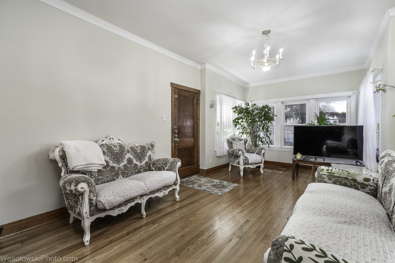 3039 N Haussen Court, Chicago, IL 60618