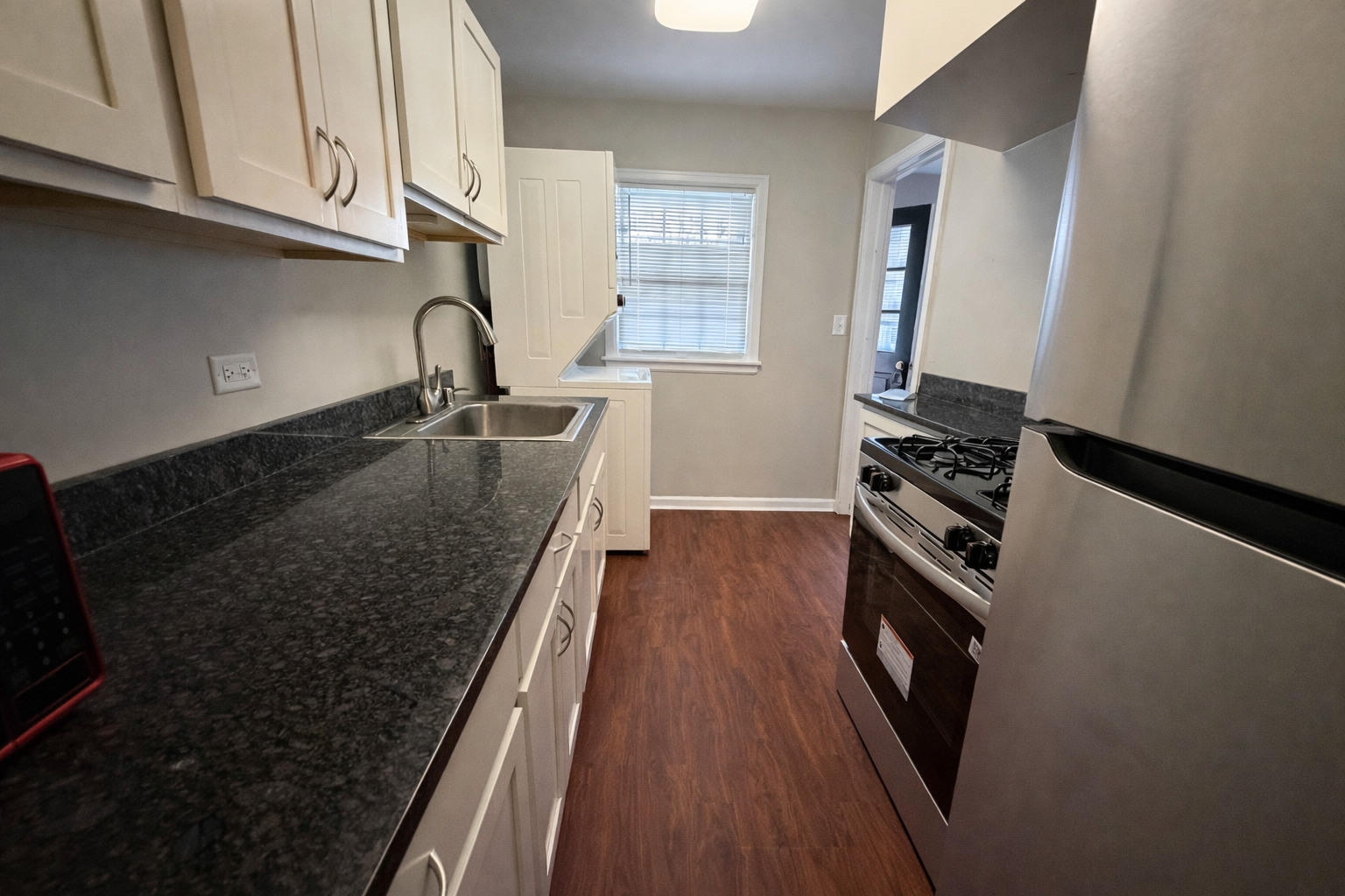 41 E North Avenue #4, Lake Bluff, IL 60044