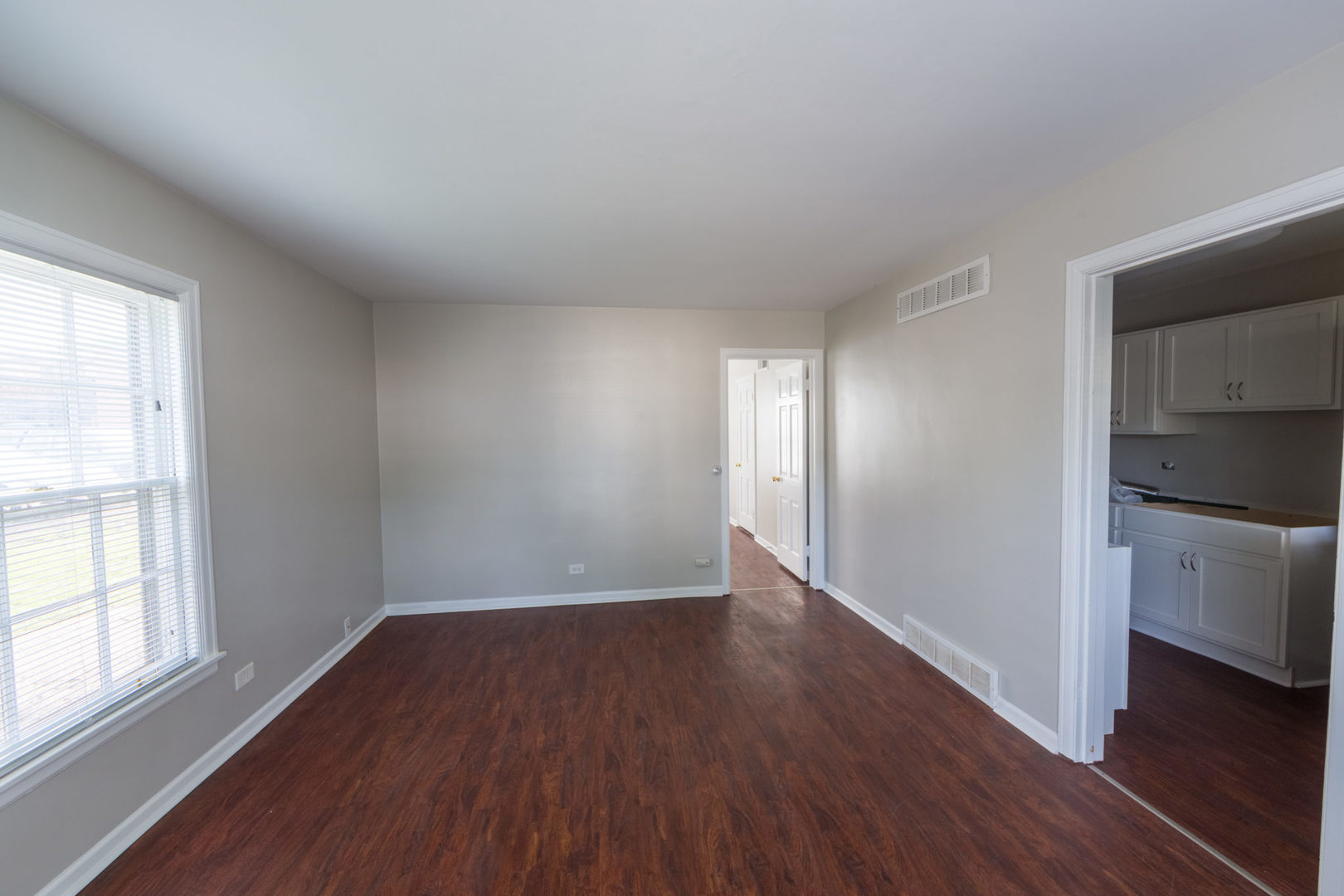 41 E North Avenue #4, Lake Bluff, IL 60044