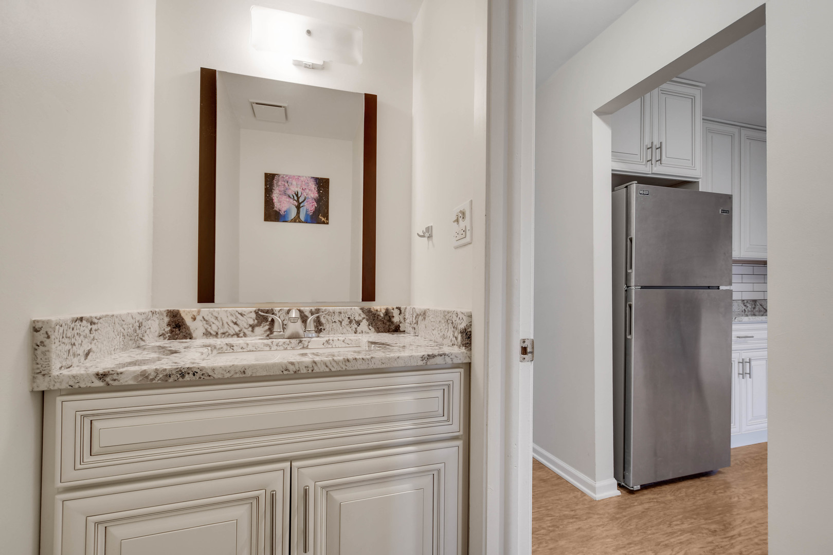 7666 S 88th Court, Justice, IL 60458