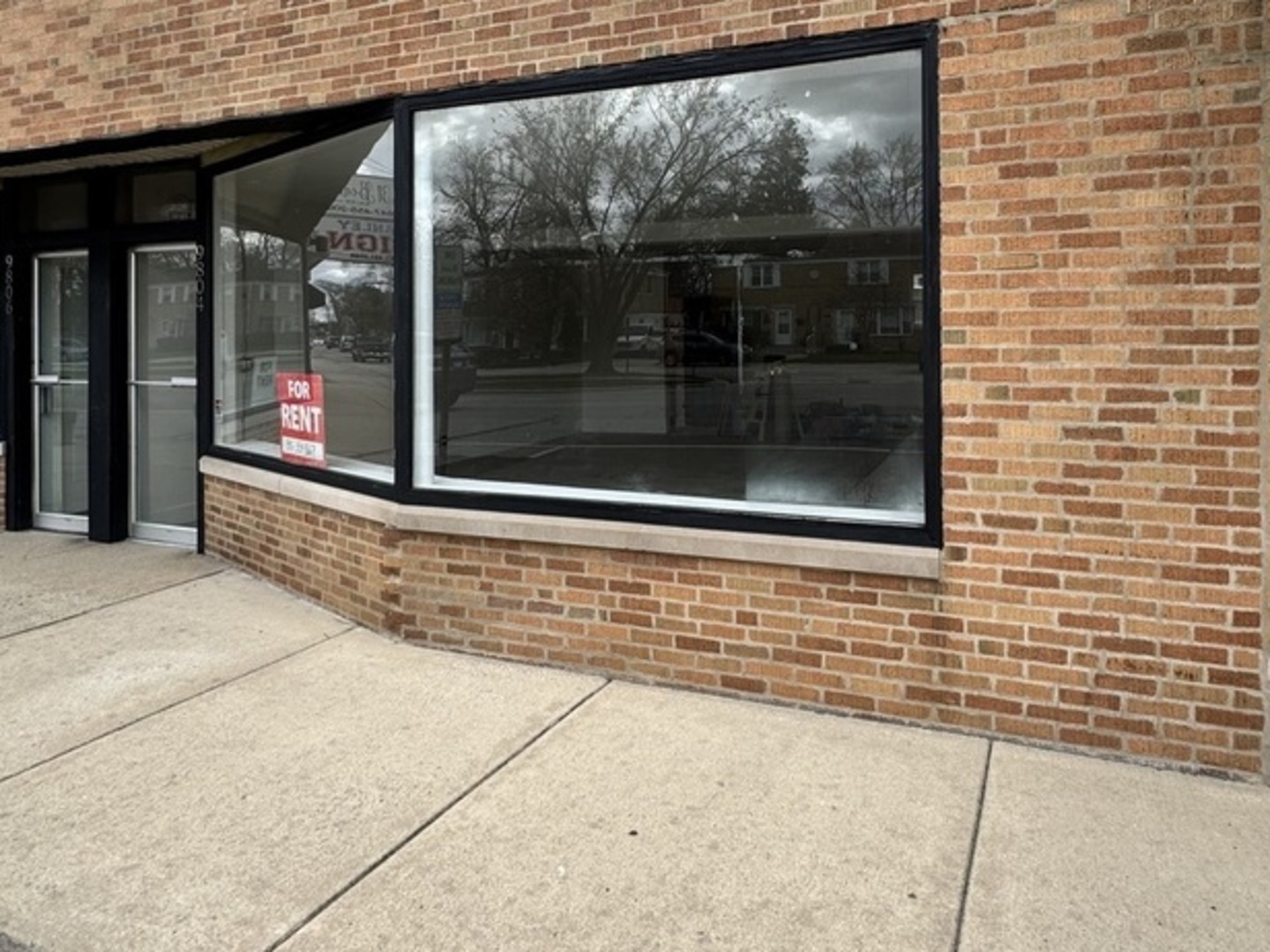 9804 Grand Avenue, Franklin Park, IL 60131