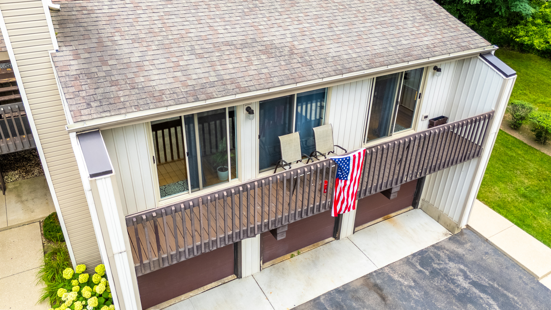 71 White Oaks Road, Fox Lake, IL 60020