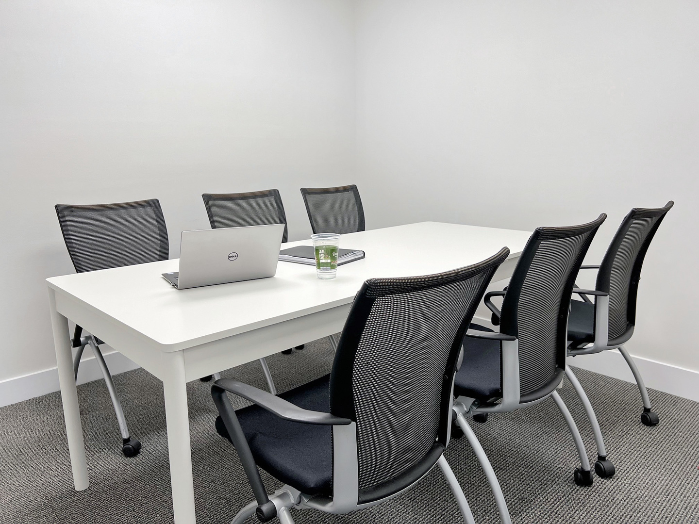 610 W Roosevelt Road #D2, Wheaton, IL 60187