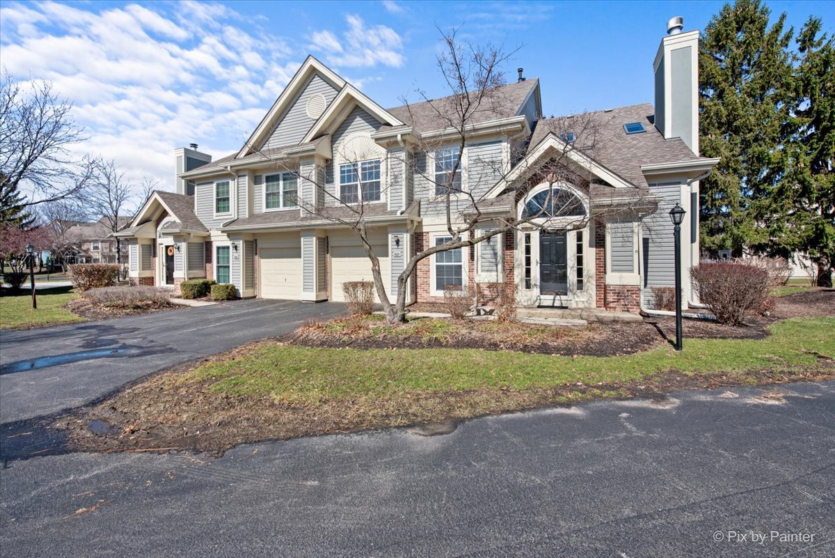 620 Stone Brook Court, Elk Grove Village, IL 60007