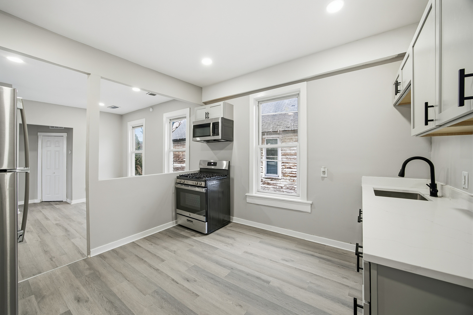 66 E 100th Street, Chicago, IL 60628