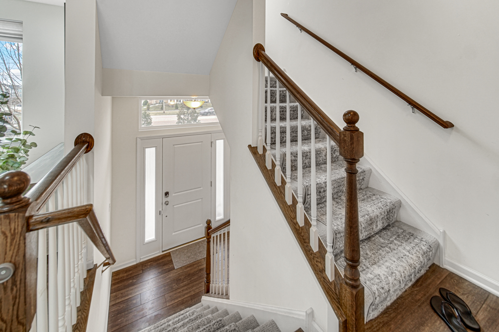 3S528 Cambridge Court #3S528, Warrenville, IL 60555