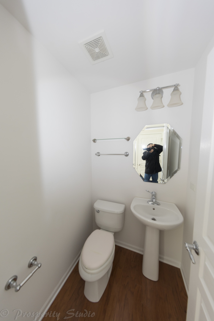 636 Hawley Drive, Oswego, IL 60543