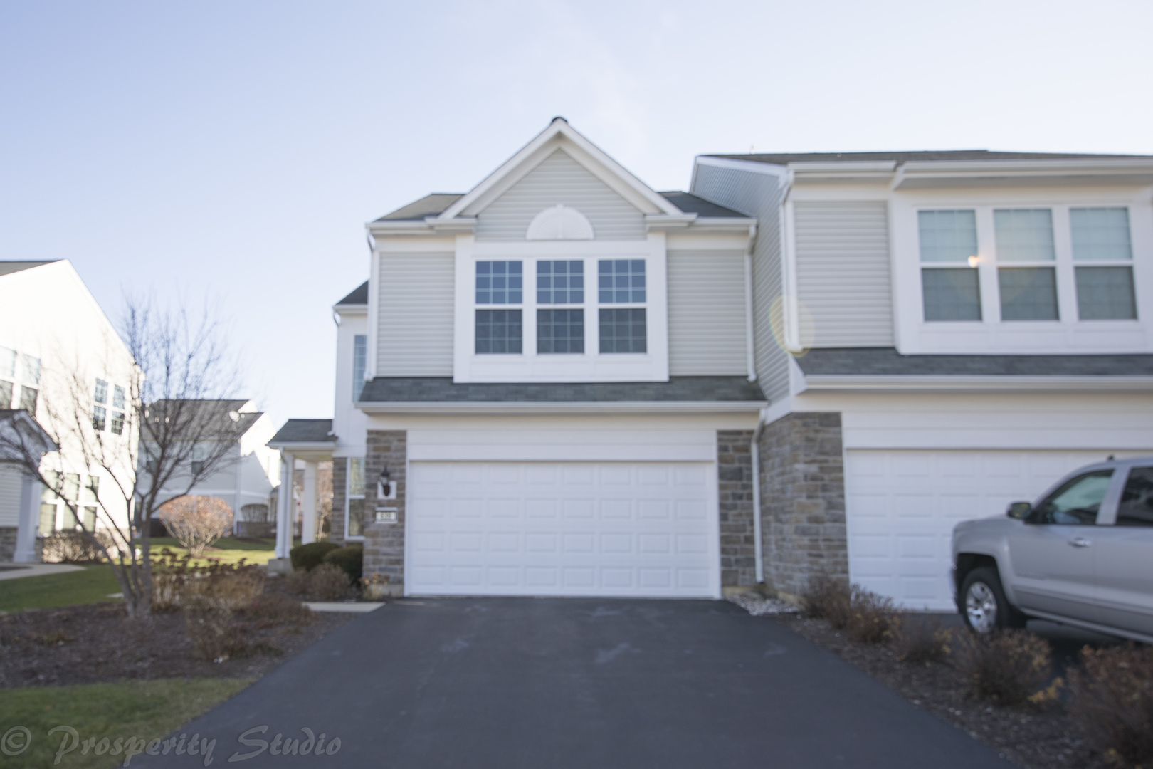 636 Hawley Drive, Oswego, IL 60543