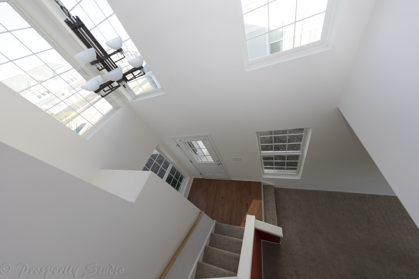 636 Hawley Drive, Oswego, IL 60543