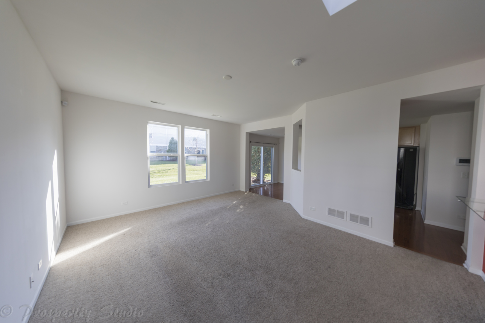 636 Hawley Drive, Oswego, IL 60543