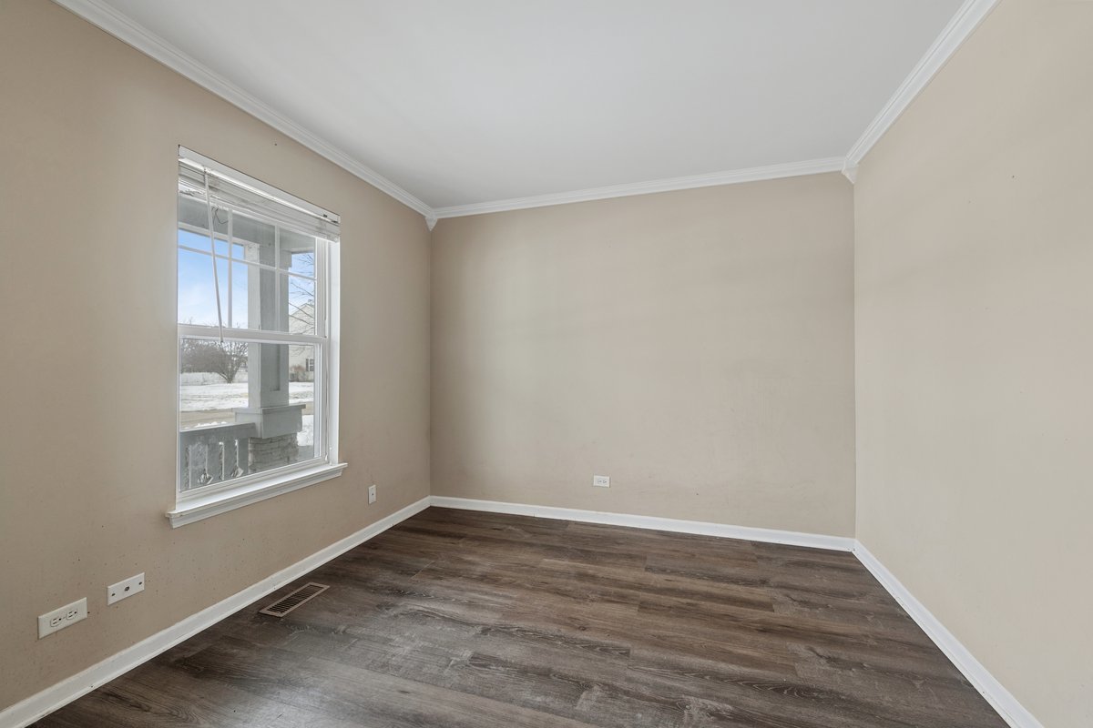 1110 WALKER Court, Antioch, IL 60002