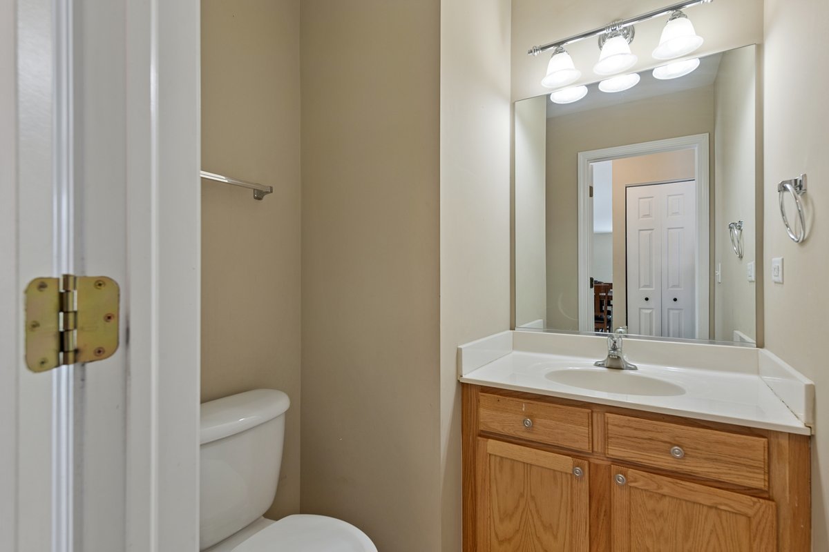 1110 WALKER Court, Antioch, IL 60002