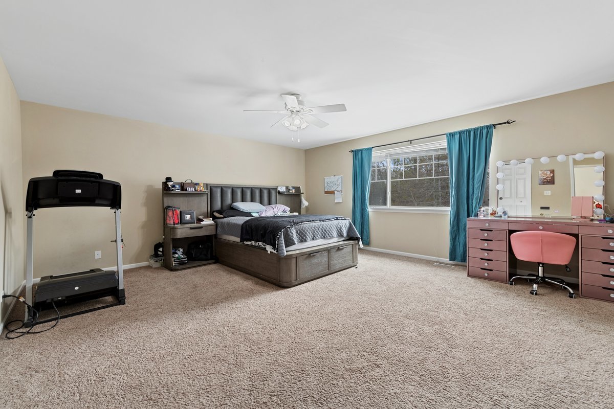 1110 WALKER Court, Antioch, IL 60002