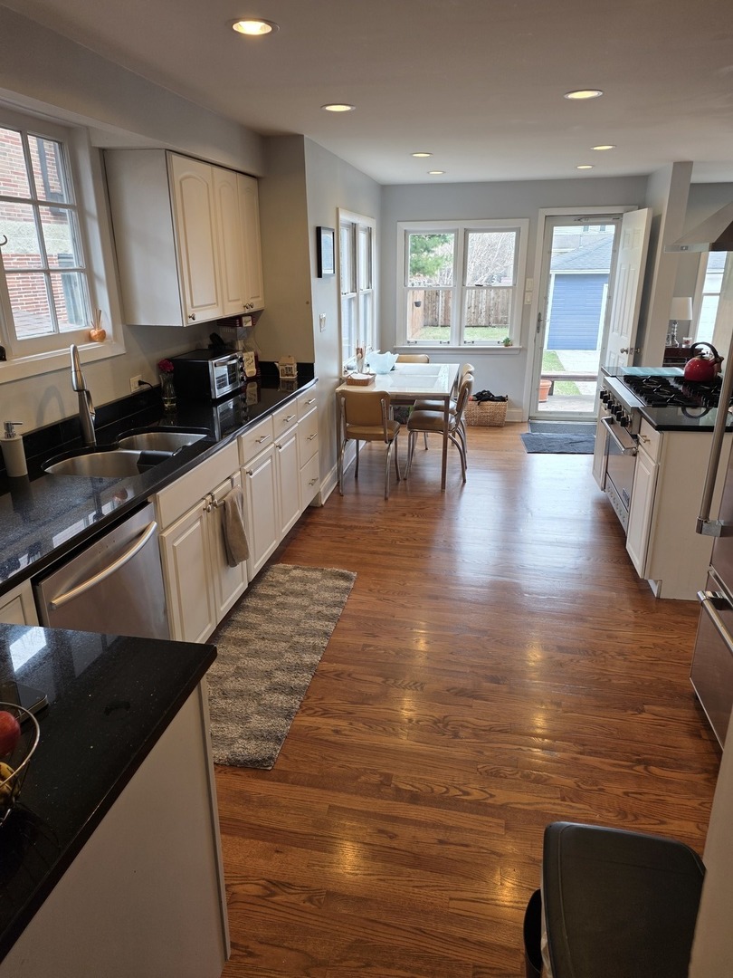 1235 Park Avenue, River Forest, IL 60305