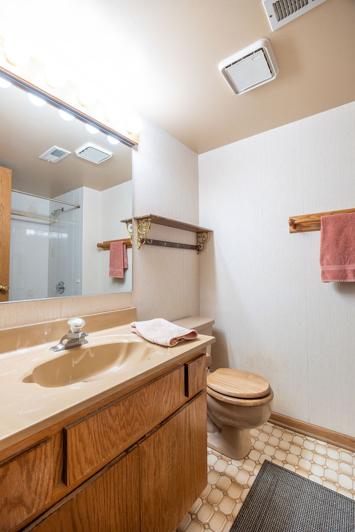 16742 Paxton Avenue #2N, Tinley Park, IL 60477