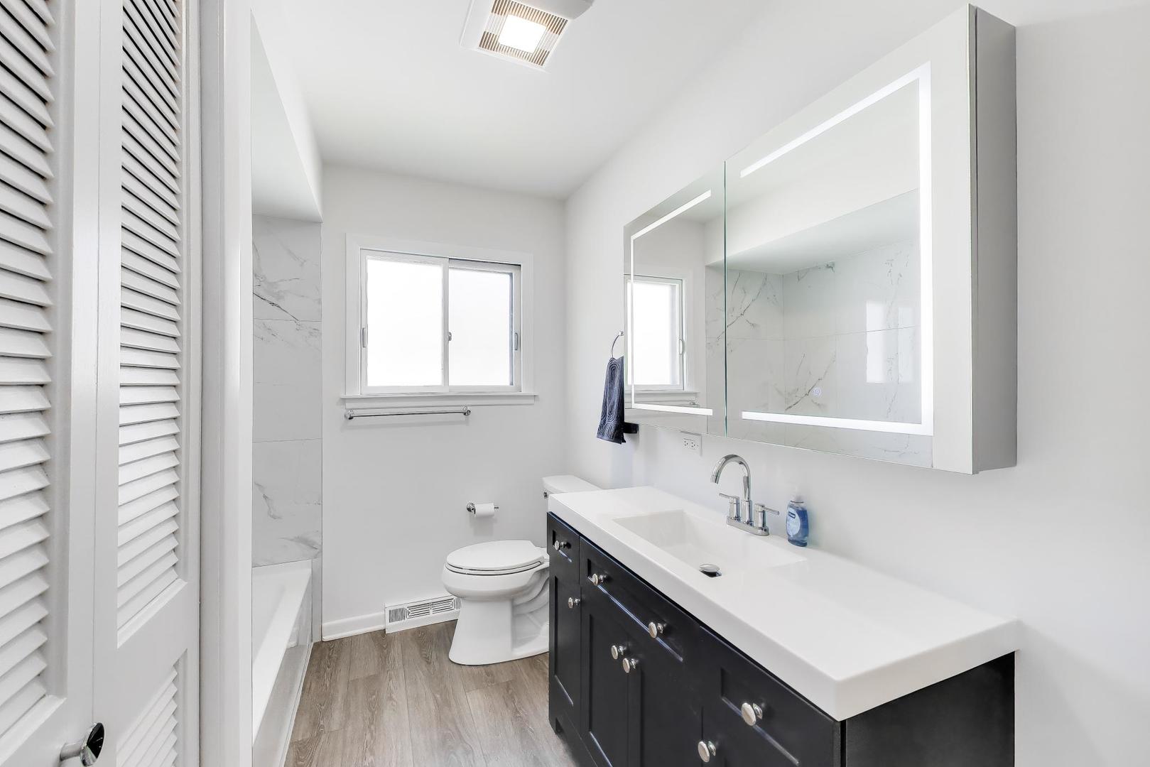 2316 Virginia Street, Park Ridge, IL 60068