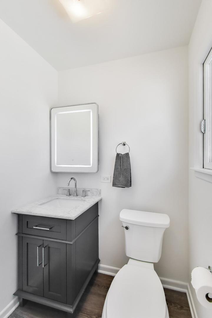 2316 Virginia Street, Park Ridge, IL 60068