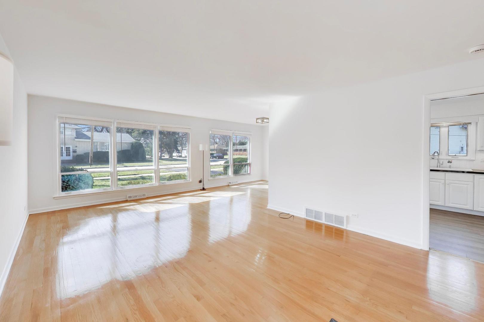 2316 Virginia Street, Park Ridge, IL 60068