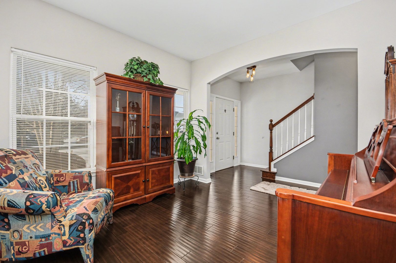 3340 Cloud Croft Court, Montgomery, IL 60538