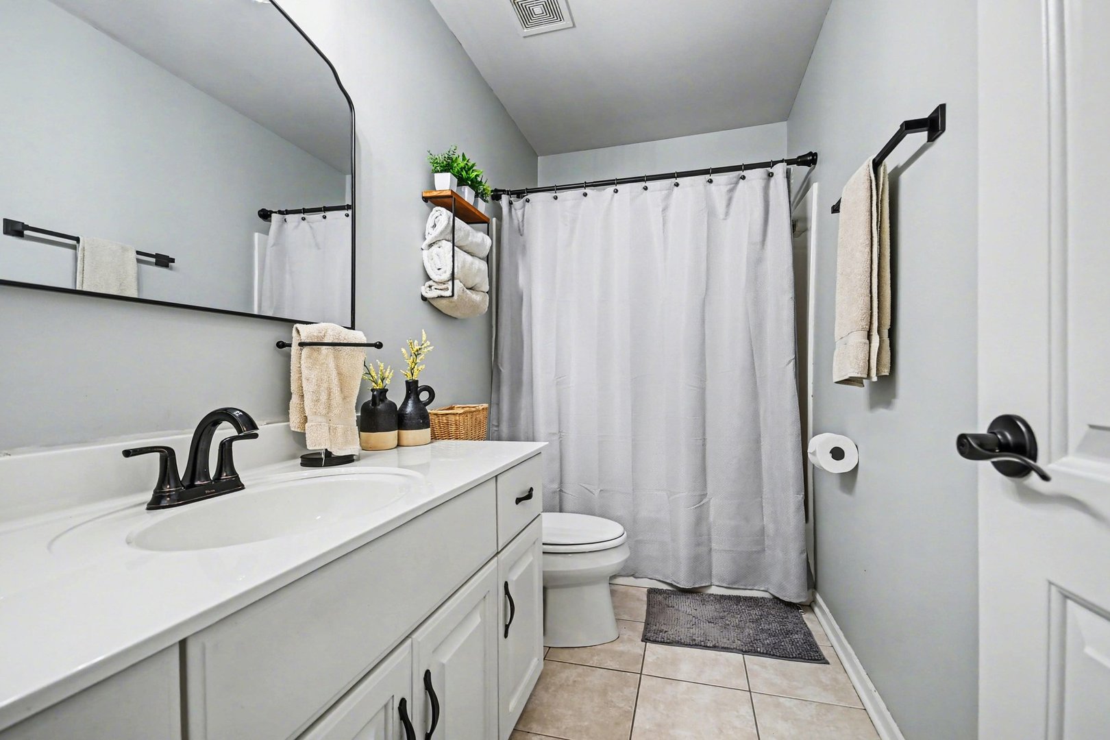 515 Buckingham Place, Shorewood, IL 60404