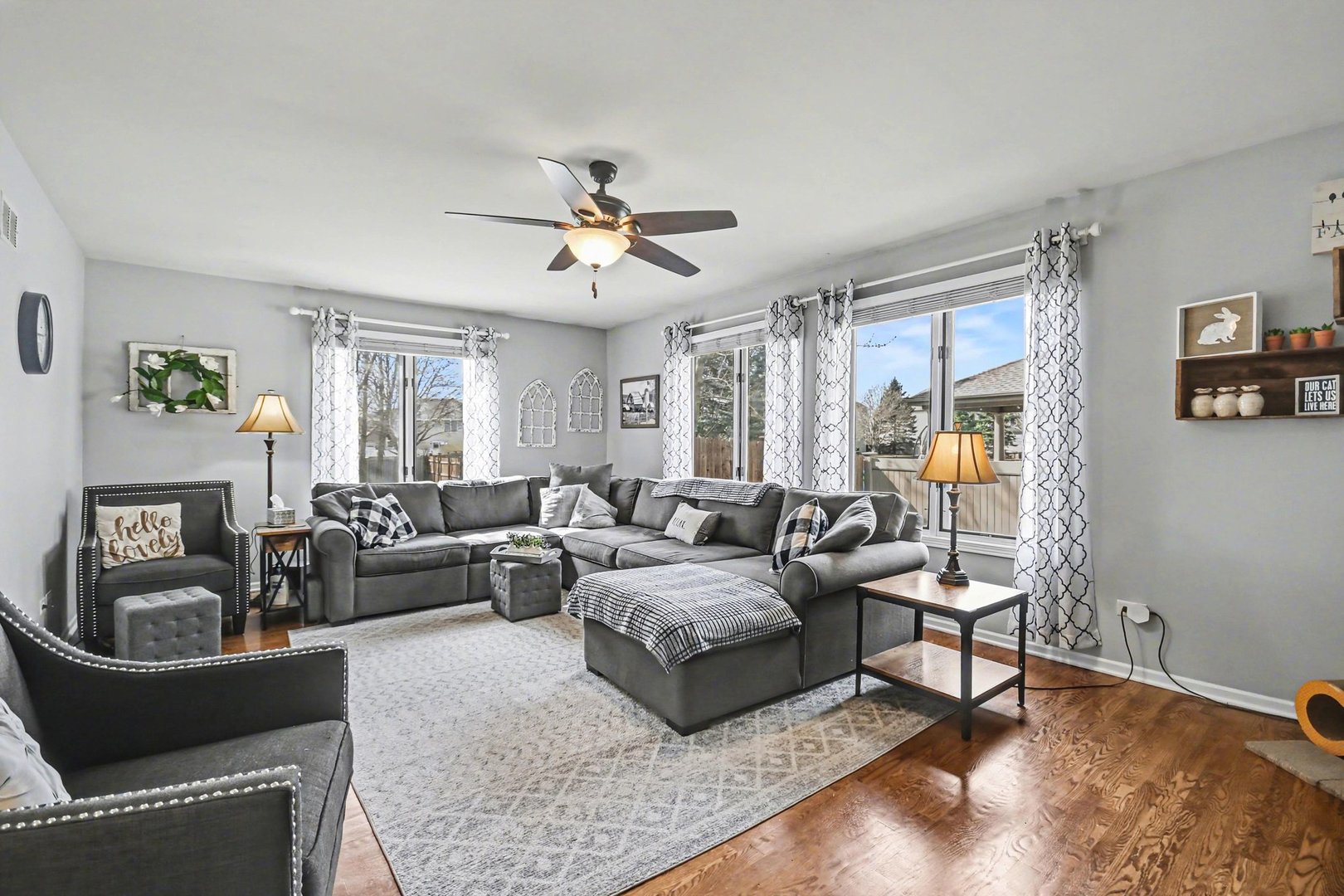 515 Buckingham Place, Shorewood, IL 60404